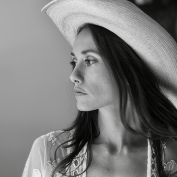 Artist Image - Francesca Brown